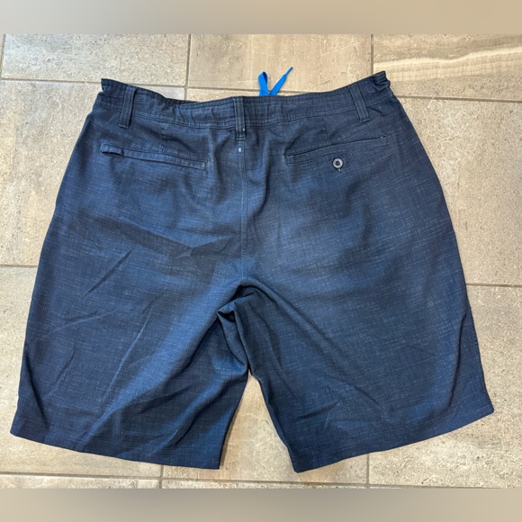 Men’s hybrid swim trunks - 38 - Picture 2 of 3